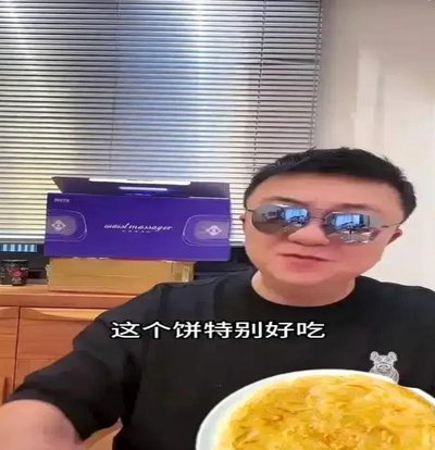 董路：培养U17国足半支队伍的争议教头