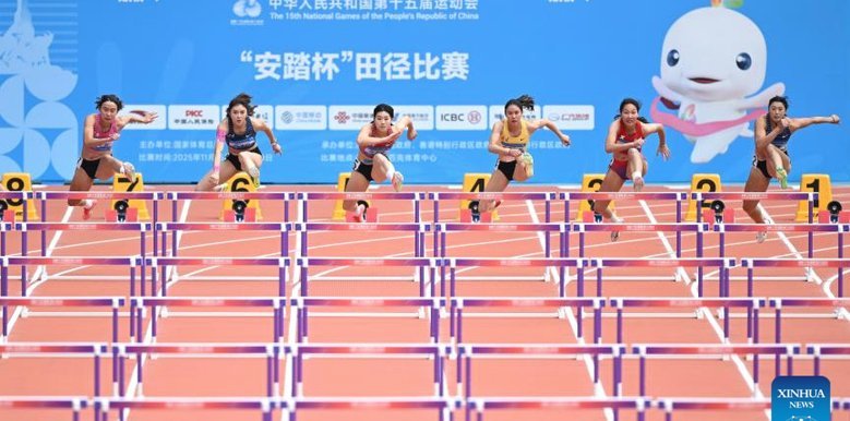 西蒙赛前两小时替补变首发