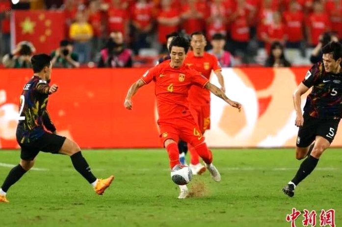 国足最后90天：战术升级与年轻化探析