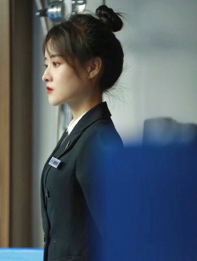 花郎杯裁判判罚引争议，关键时刻竟切断信号
